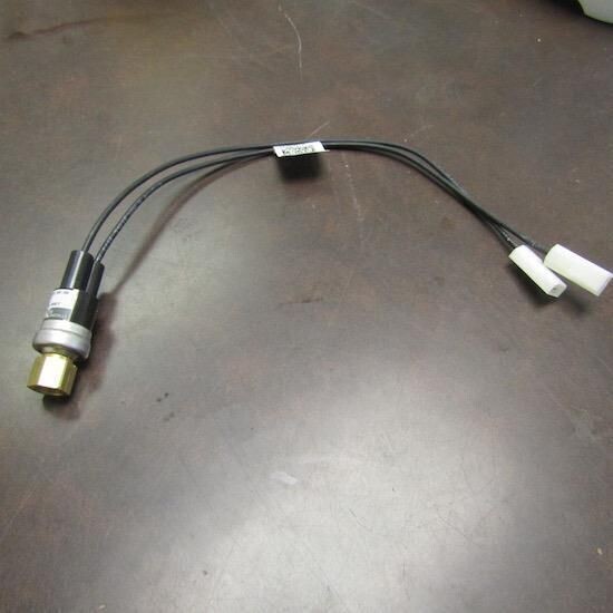 Lennox Sensata 38M7601/ PMAX 17B PSL / ps80-02-0872 PRESSURE SWITCH LOW 6A 240V