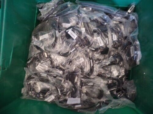 Lot of 120 - 6 ft 15 pin male to male serial cable Cisco p/n 72-1213-01 new