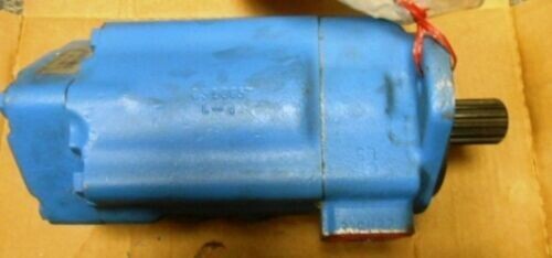 VICKERS PVK-5572/ PVK-5572-6E2927 PISTON PUMP NEW SURPLUS OUT OF BOX