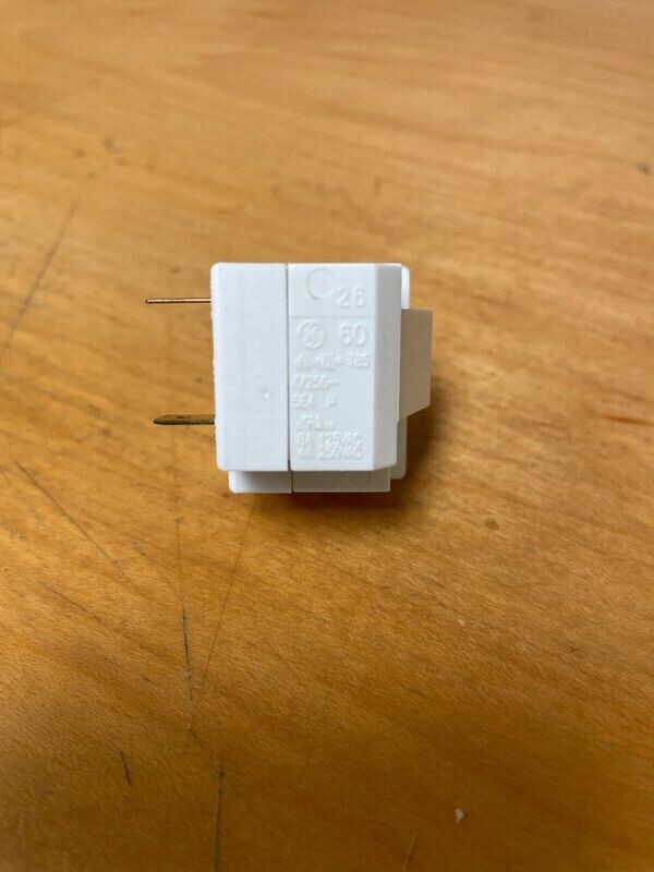 WHOLESALE LOT OF 100 GE WR23X10143 REFRIGERATOR DOOR ON/OFF LIGHT SWITCH