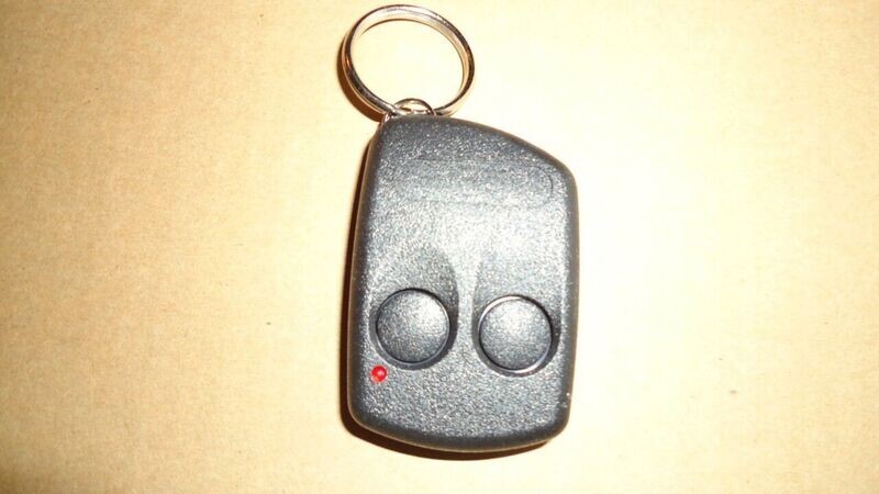 QTY 50 Keyless Entry Remote KEY FCC: MKYT9207TX ( NEW surplus )
