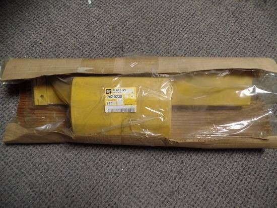 CATERPILLAR 262-5230 PLATE ASSEMBLY NEW
