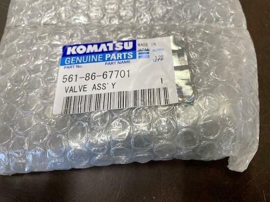 GENUINE KOMATSU 561-86-67701 VALVE ASSEMBLY