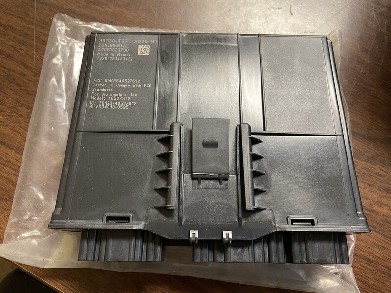 38320-TG7-A020-M1 Honda Acura Smart Power Control Unit