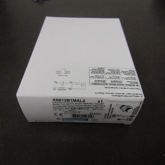 Telemecanique XS618B1MAL2 Inductive Proximity Sensor Switch