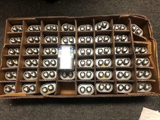 BOX OF 48 GENTEQ 27L5019 15μf +/-6% 50/60HZ 370VAC CAPACITOR