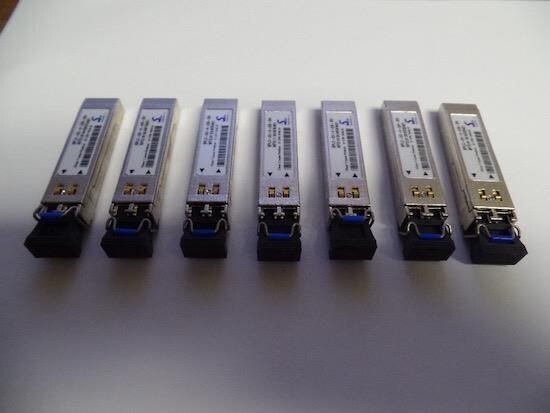 LOT OF 7 STRATOS SPLC-20-4-2M-BH FIBER OPTIC TRANSCEIVER