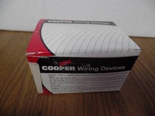 LOT OF 25 COOPER WIRING 974-BOX ATTACHON SOCKET CANDELBRA BASE NEW