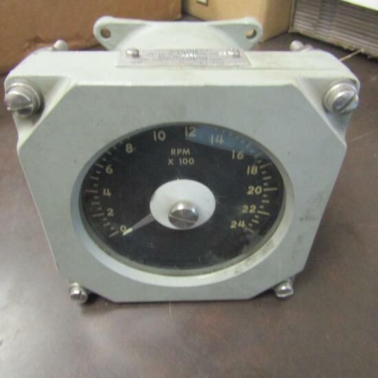 The Electronic Tachometer Corp 0-24 RPM x 100 INDICATOR Model U4G-12 type IC/EFB