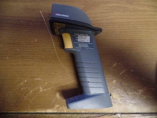 INTERMEC SABRE MODEL 1552 BAR CODE SCANNER