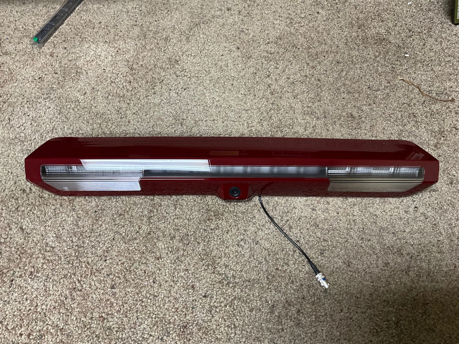 2019-2020 CHEVROLET SILVERADO 1500 HIGH MOUNT 3RD BRAKE LIGHT W/OUT CAMERA