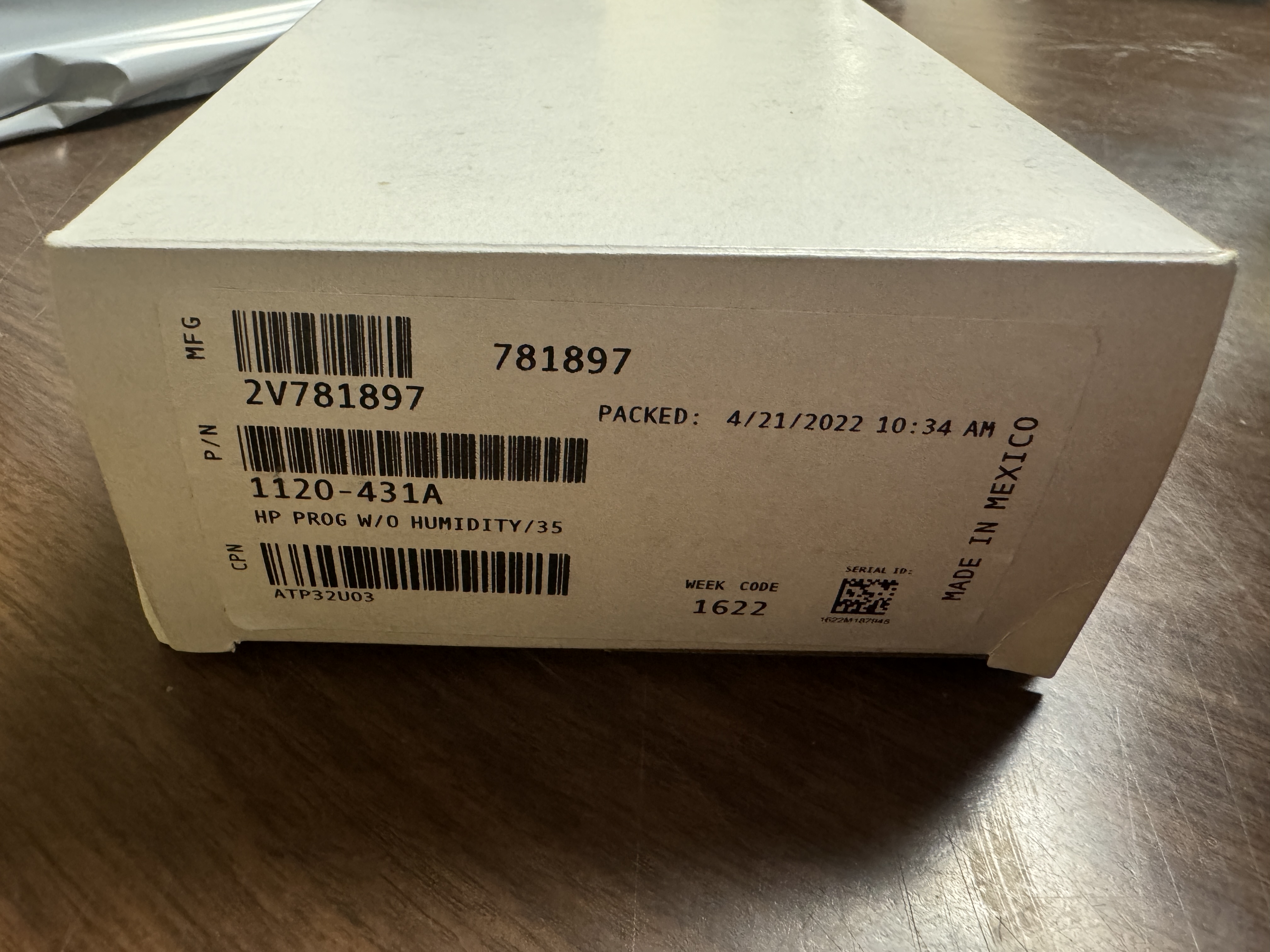 CARRIER / CLIMATE MASTER 2V781897 1120-431A PROGRAMMABLE THERMOSTAT