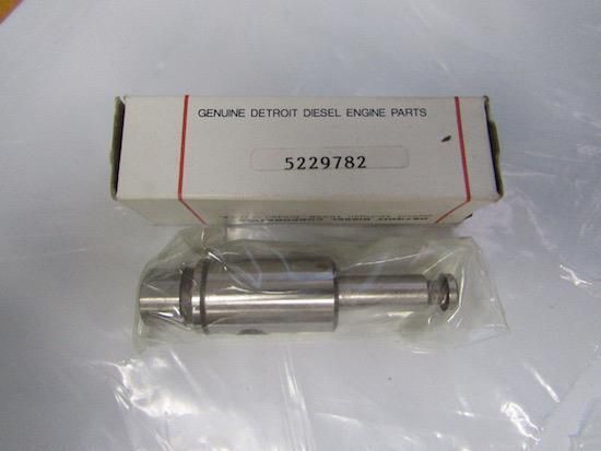 GENUINE DETROIT DIESEL 5229782 PLUNGER & BUSHING 65E