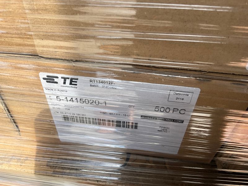 Lot of 286156 TE Connectivity Electronic Components  (See List in Description)