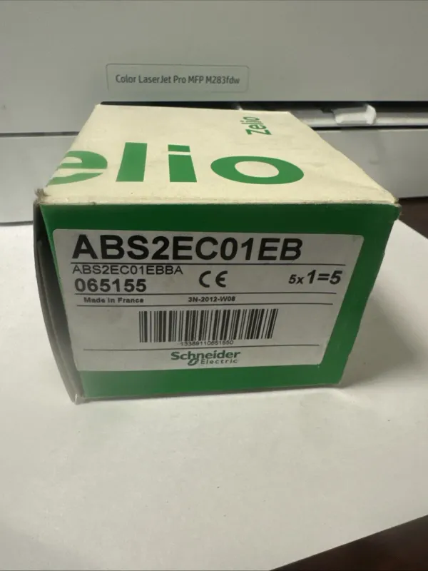 BOX (OF 5) Schneider Electric ABS2EC01EB OPTO Coupler Module Interface Relay