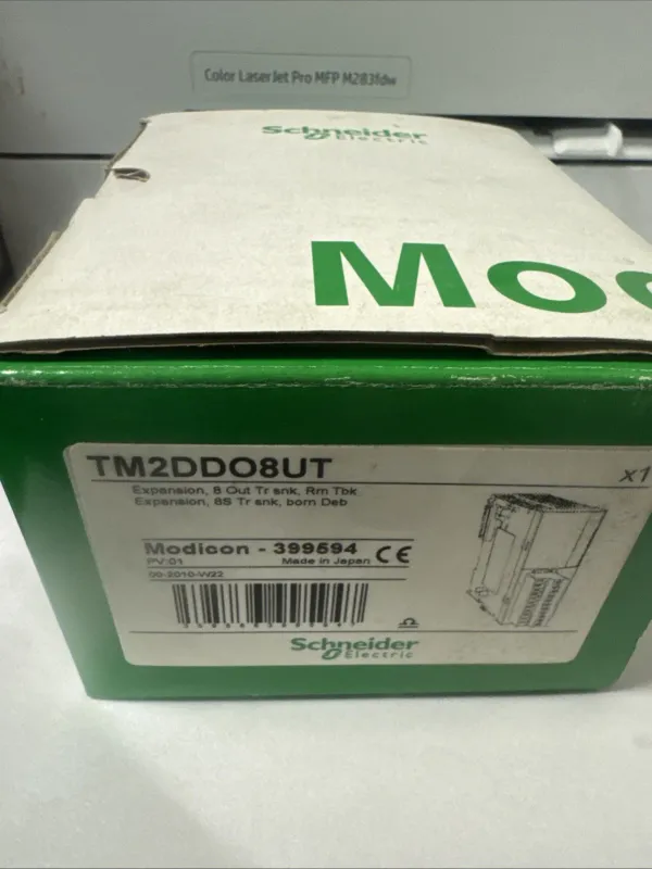 SCHNEIDER ELECTRIC TM2DDO8UT EXPANSION 8 OUT TR SINK RM TBK NEW IN BOX