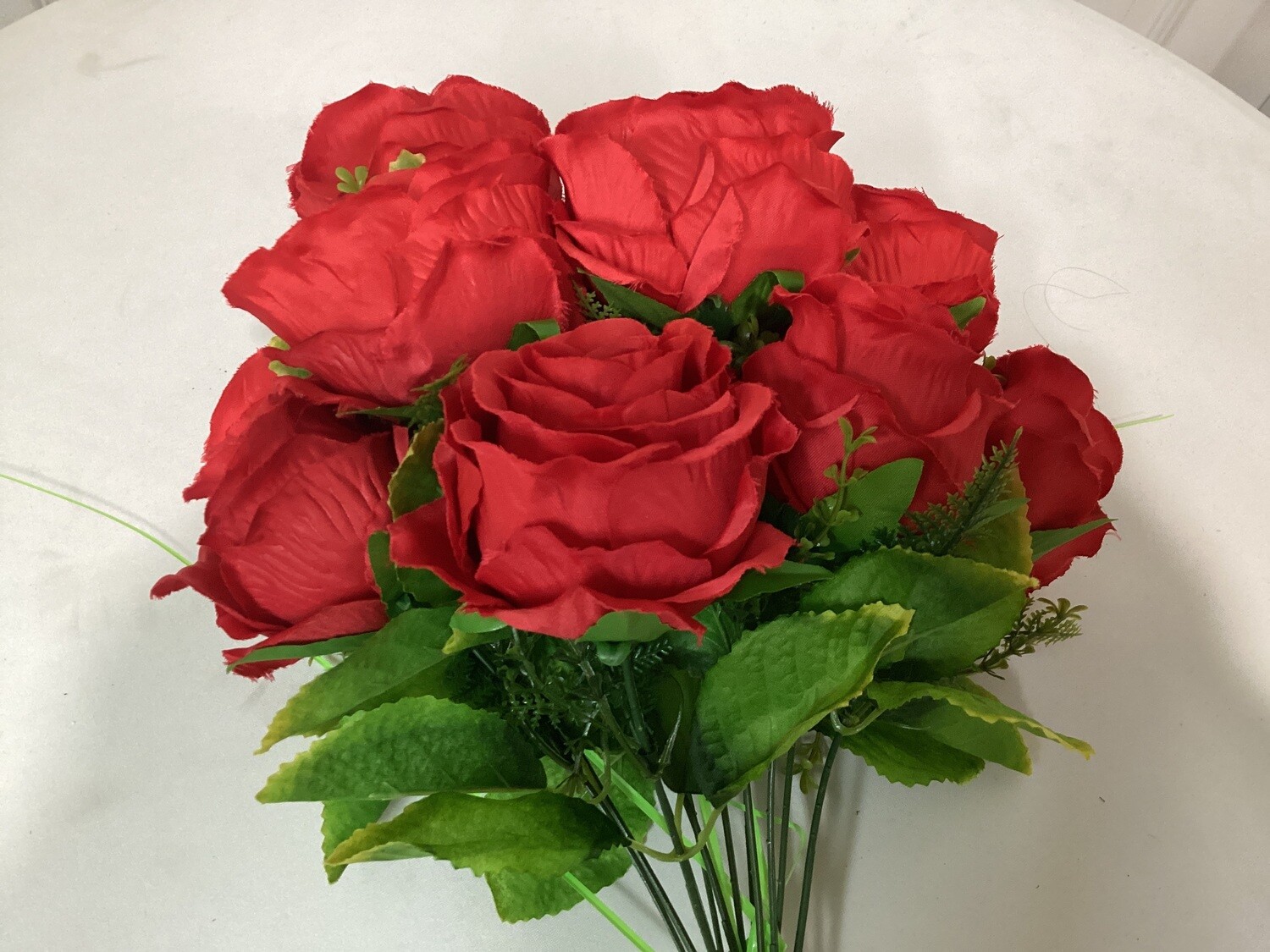 Satin Rose Bouquet w/Grnry x12 -RD