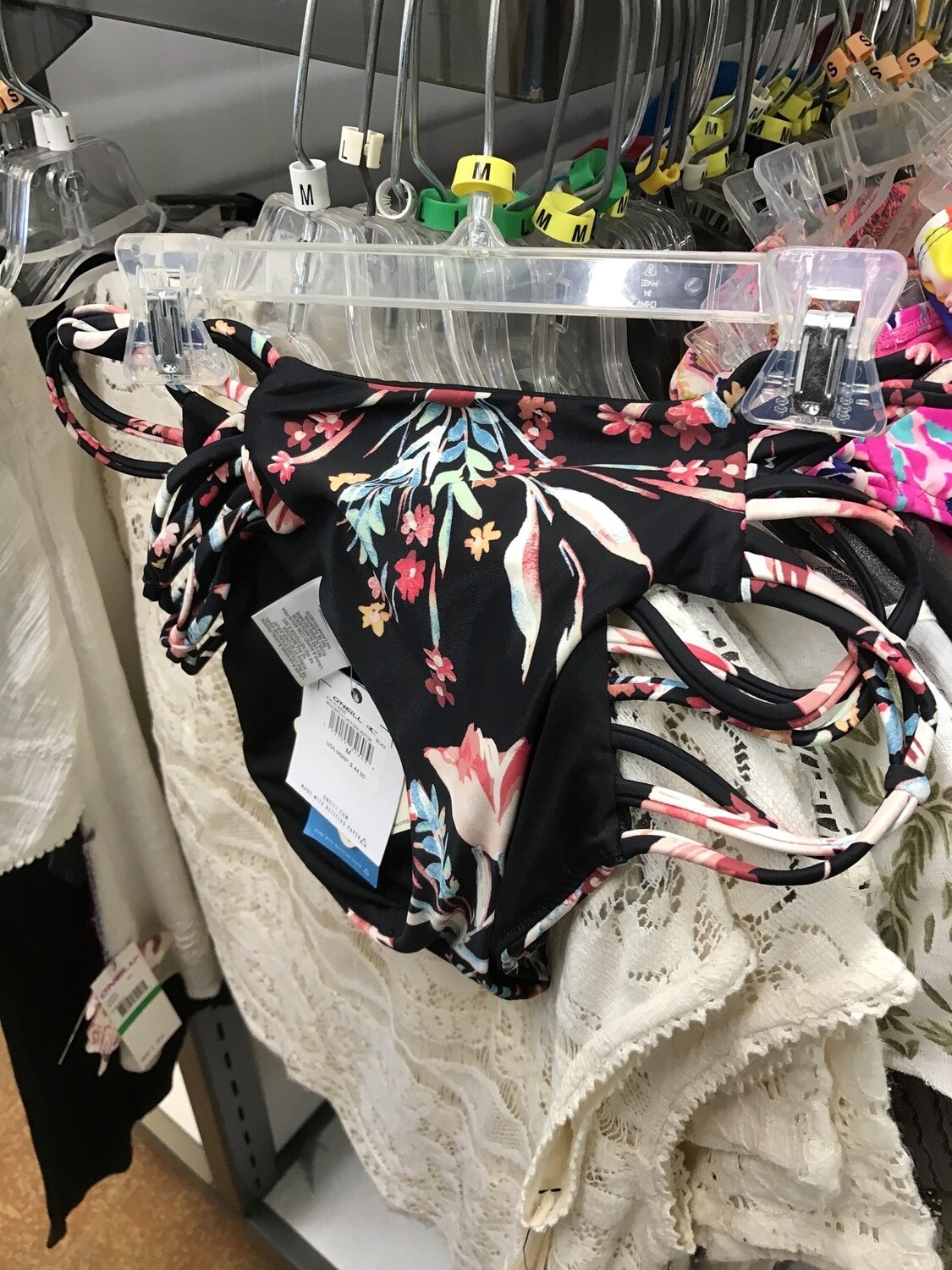Boulders Sylvie Floral Bottom Blk2