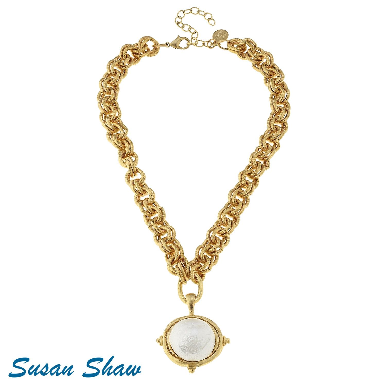 GOLD CABACHON COTTON PEARL NECKLACE
