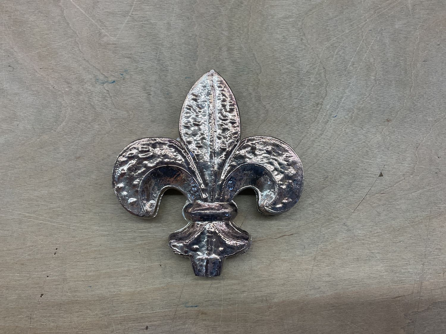 Fleur de lis glass  decor
