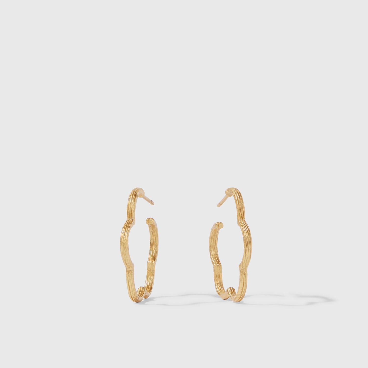 JULIE VOS GARDENIA TEXTURED HOOP SIZE L