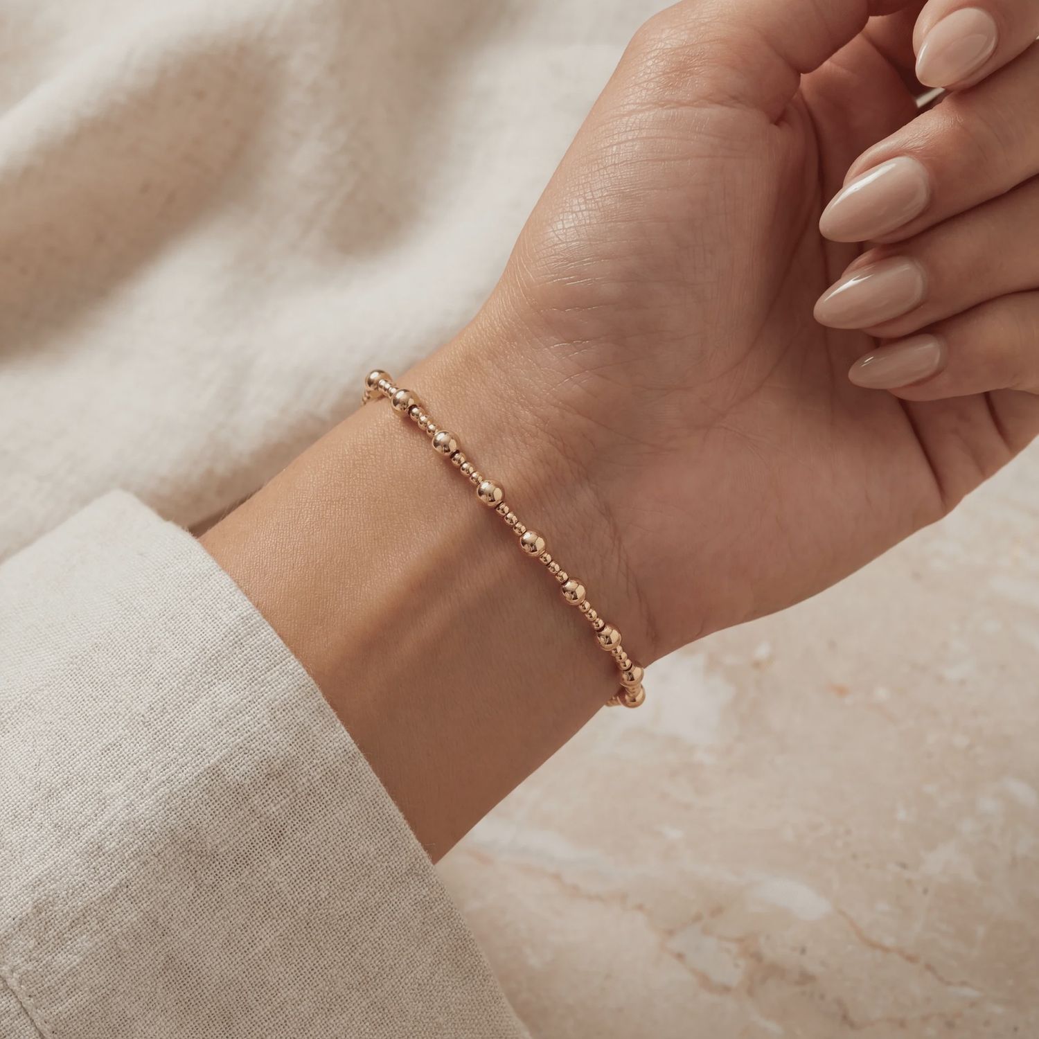 BARA BOHEME ANGELINA 2MM AND 4MM GOLD BEAD BRACELET
