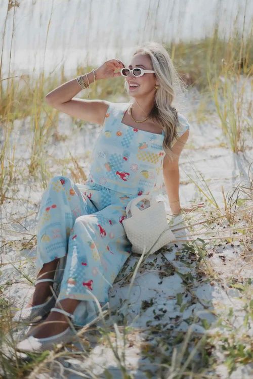 KATYDID ITALIAN SUMMER TWO-PIECE LINEN PANT SET