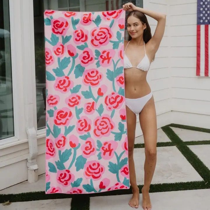KATYDID ROSES ALL OVER QUICK DRY TOWEL