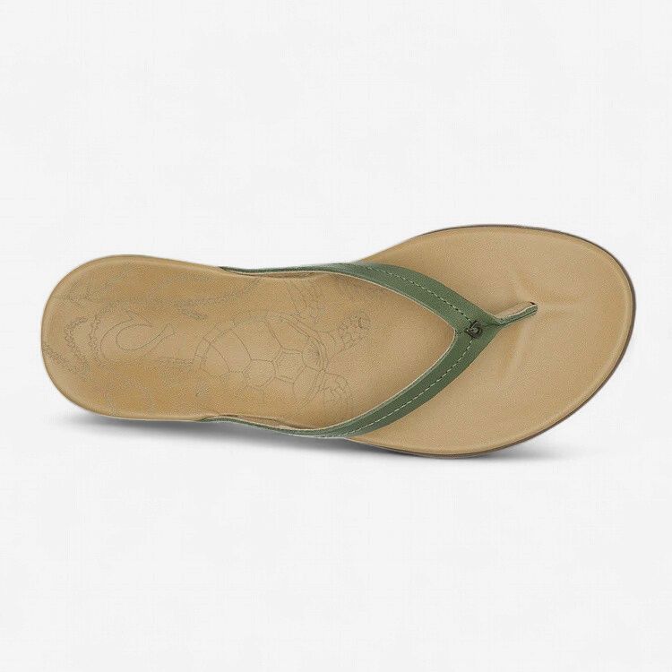 OLUKAI HONU W GREEN OLIVE/GOLDEN SAND