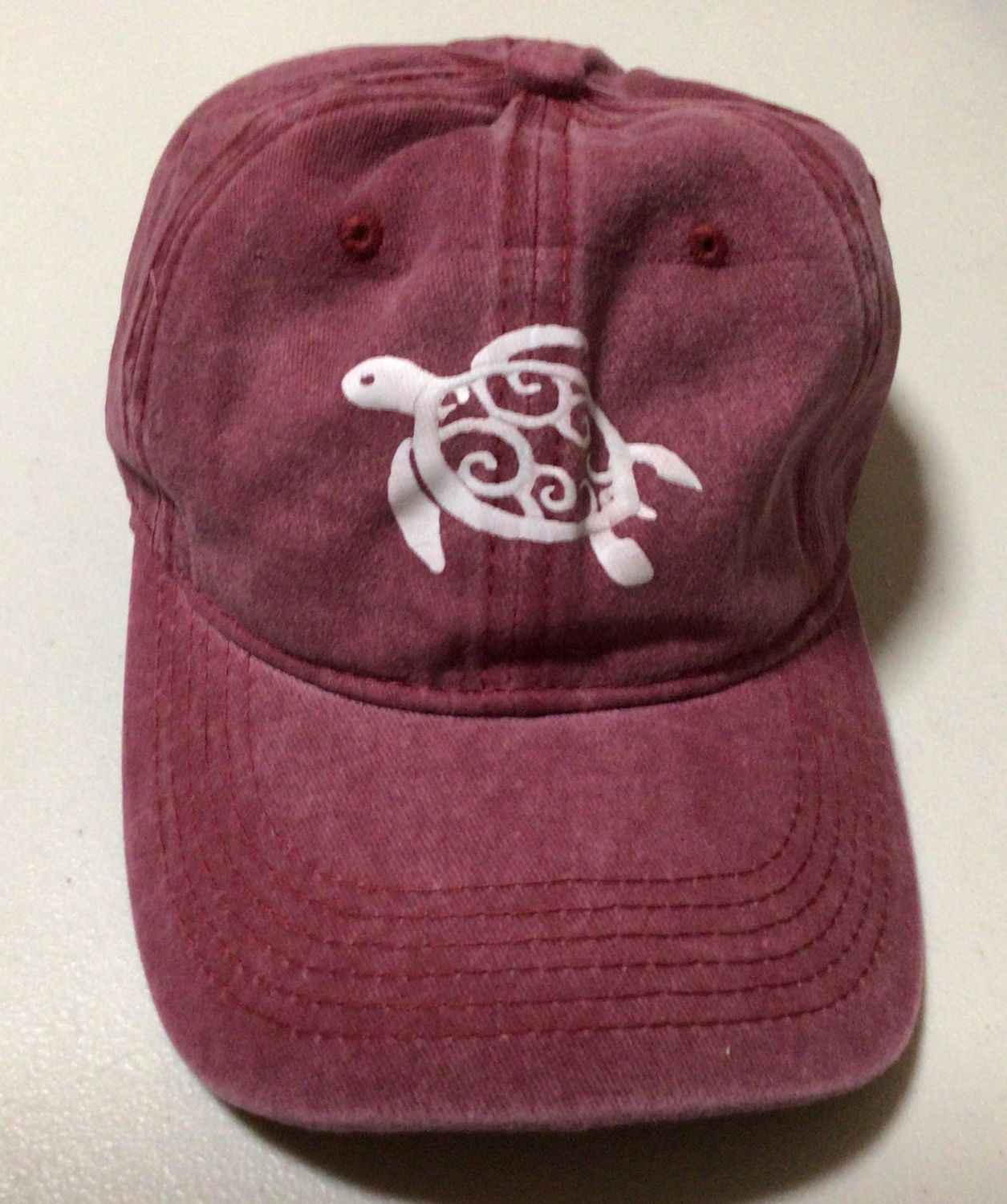 TURTLE PATTERN BASEBALL CAP-BURGUNDY