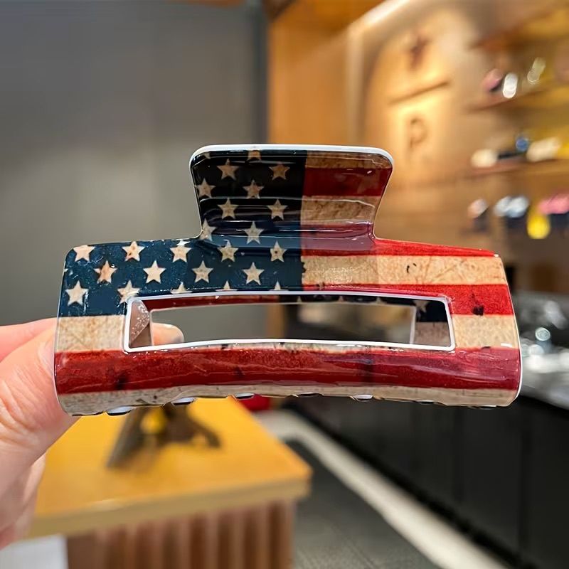 RETRO AMERICAN FLAG HAIR CLIP