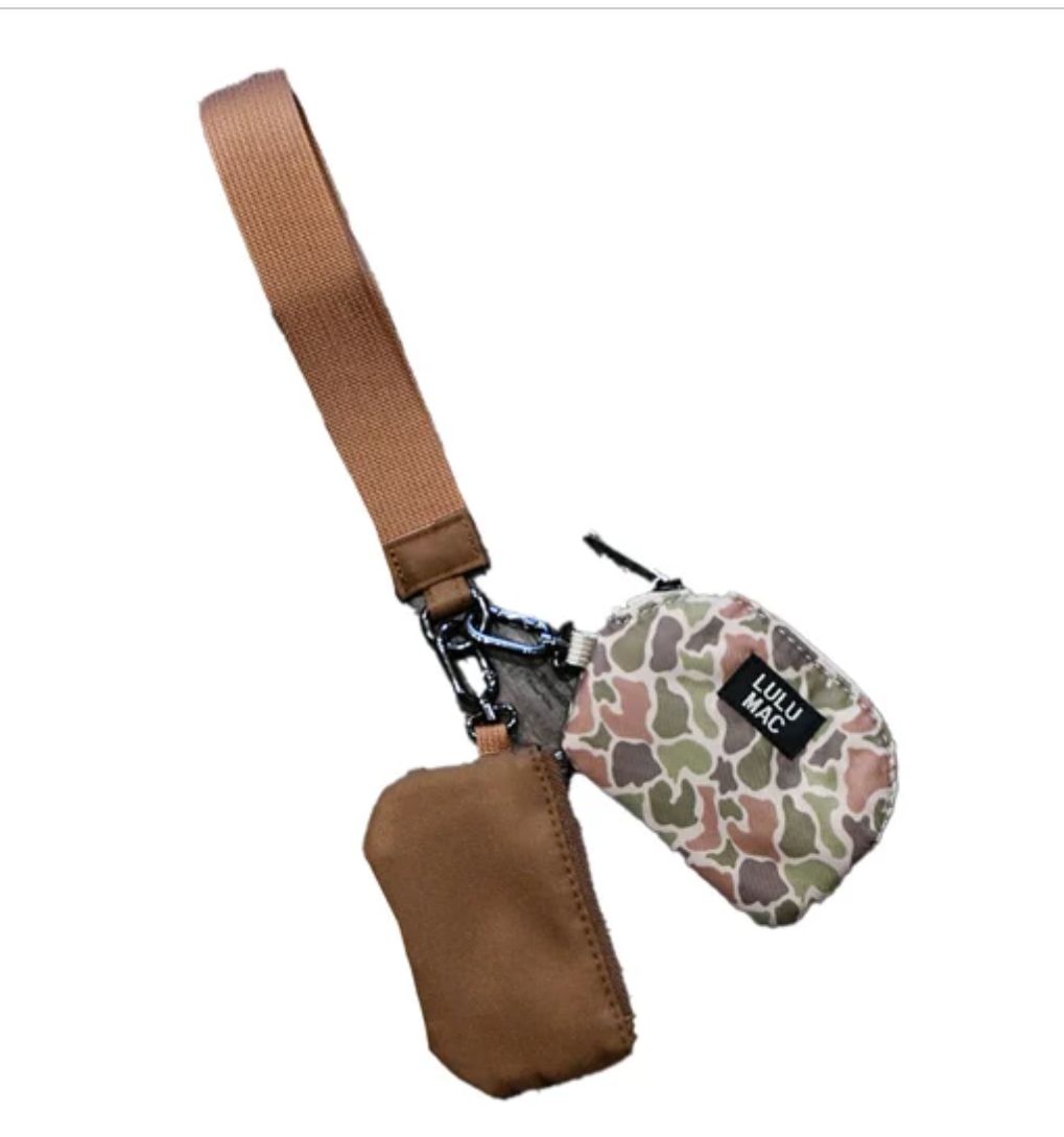 LULU MAC DARK CAMO/BROWN DOUBLE POUCH WRISTLET