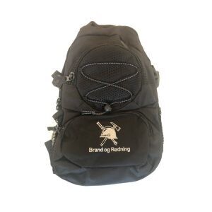 Sort rygsæk i god kvalitet med logo