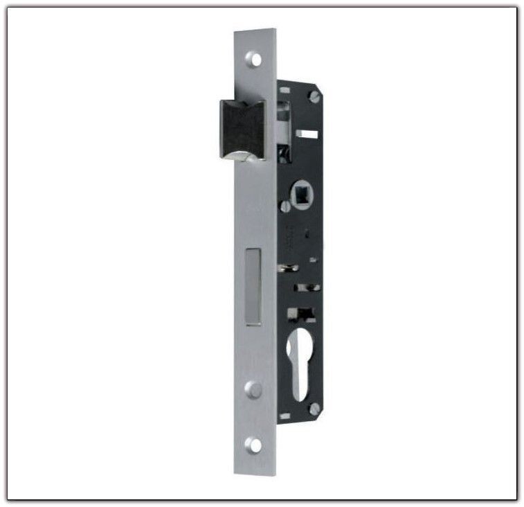 SERRURE 1 POINT, CARRE DE 8, 70 x 21, PENE RENTRANT