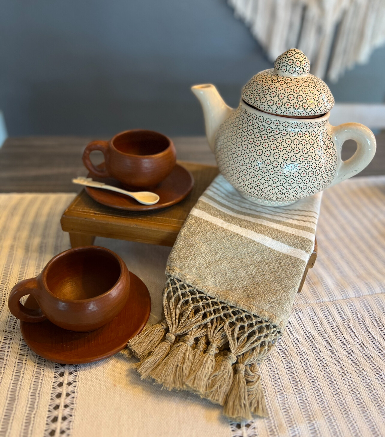 Tetera Capula Beige con verde  (TAZAS POR SEPARADO)