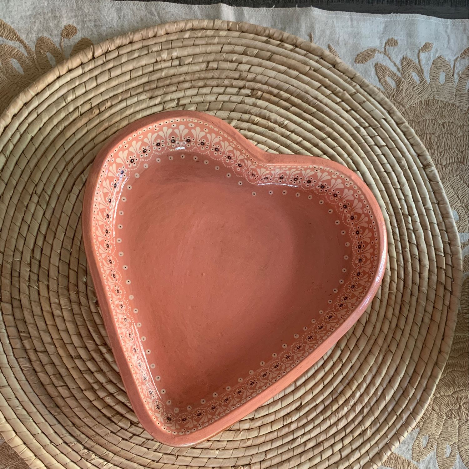 Plato rosa corazón 
