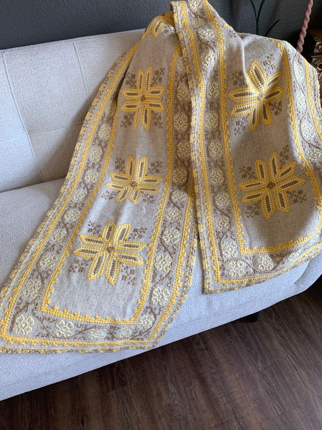 Camino de mesa Mazahua amarillo  