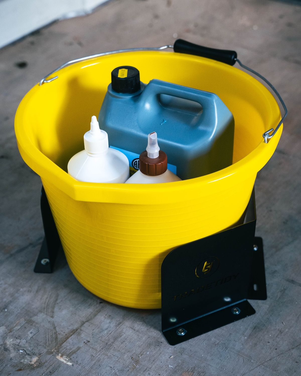 Bucket Brackets (Pair), Colour: Black