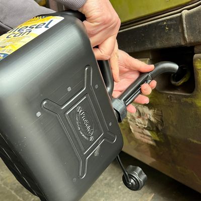 PROSOLVE PLASTIC FUEL CAN BLACK 5L - DIESEL