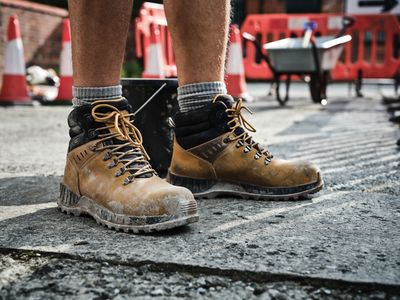 FOOTWEAR