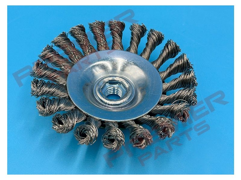 BK 600 Z Bevel brush with thread, knotted wire for Steel, Stainless steel