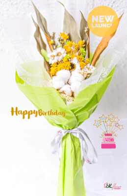 PETITE SIZE DRIED FLOWER BOUQUET - YELLOW & GREEN PETITE SIZE DRIED FLOWER BOUQUET - YELLOW & GREEN