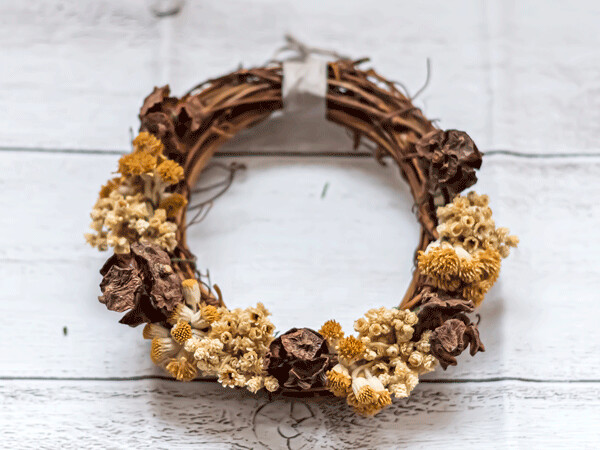 WREATH - AUTUMN 2021, Size of wreath: 10 cm - Designed 1 (Hanging Style)