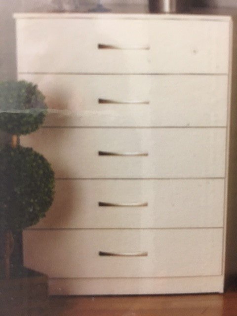 Chest  white 6 draw