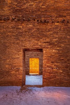 Step-into-the-light_Chaco_D851019