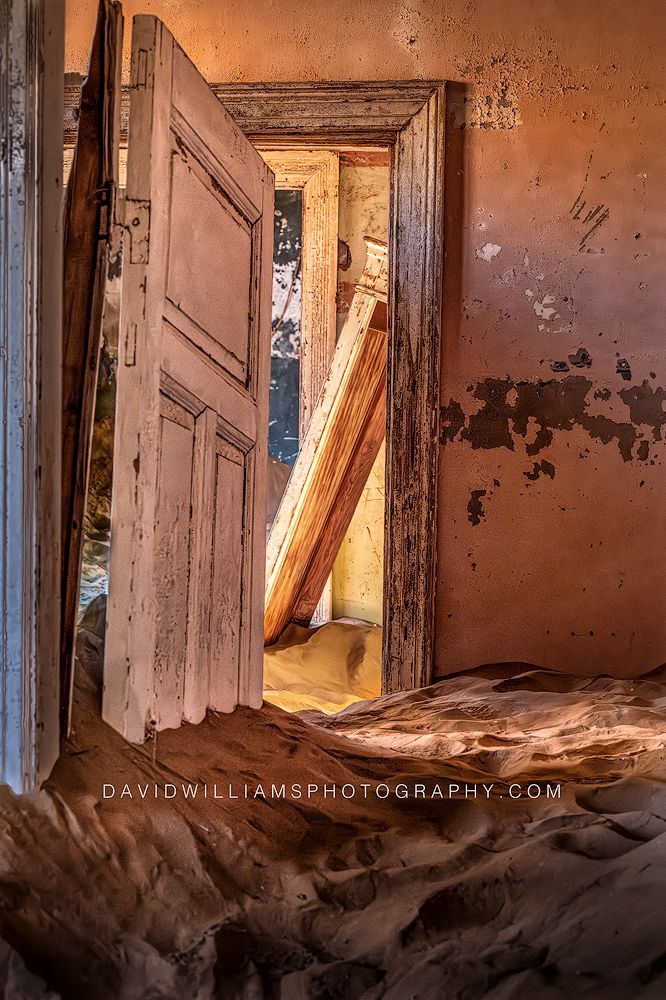 Kolmanskop Sand House Namibia 0Z83879
