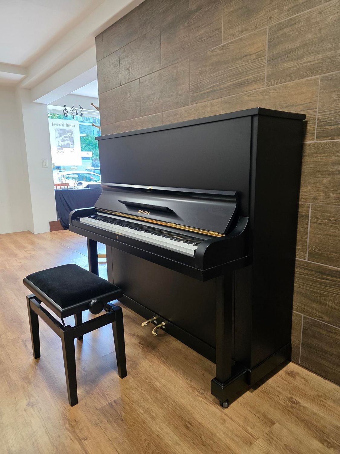 Klavier Pfeiffer 134, Schwarz Seidenmatt