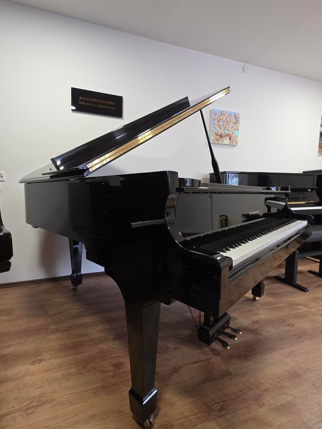 Flügel Samick SG-185