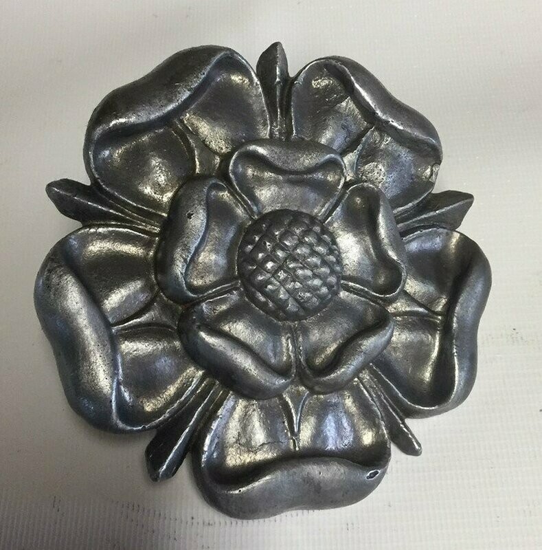 Lead Tudor Rose Motif - LTR5