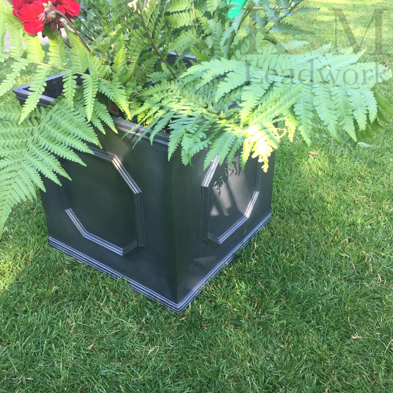 Lead Chelsea Box Planter